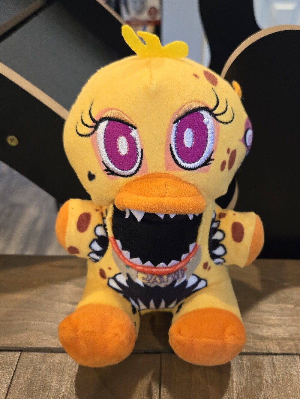 Five Nights at Freddy's Twisted Chica Evil Plush
